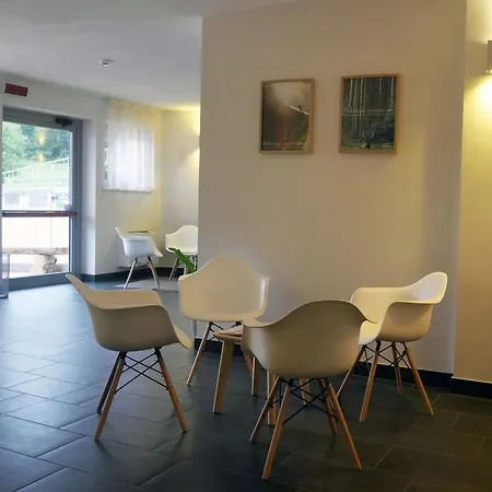 Aparthotel Elbele Garni Folgaria