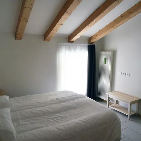 Aparthotel Elbele Garni Folgaria