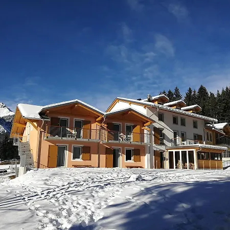 Elbele Garni Aparthotel Folgaria
